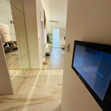 Elite East Gate Living