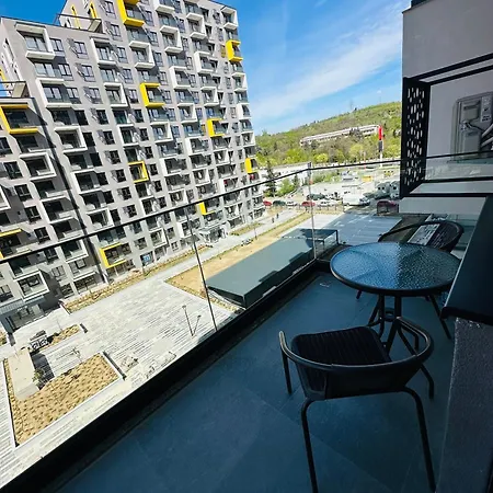 Elite East Gate Living