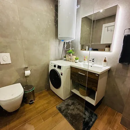 Elite East Gate Living Apartment Skopje